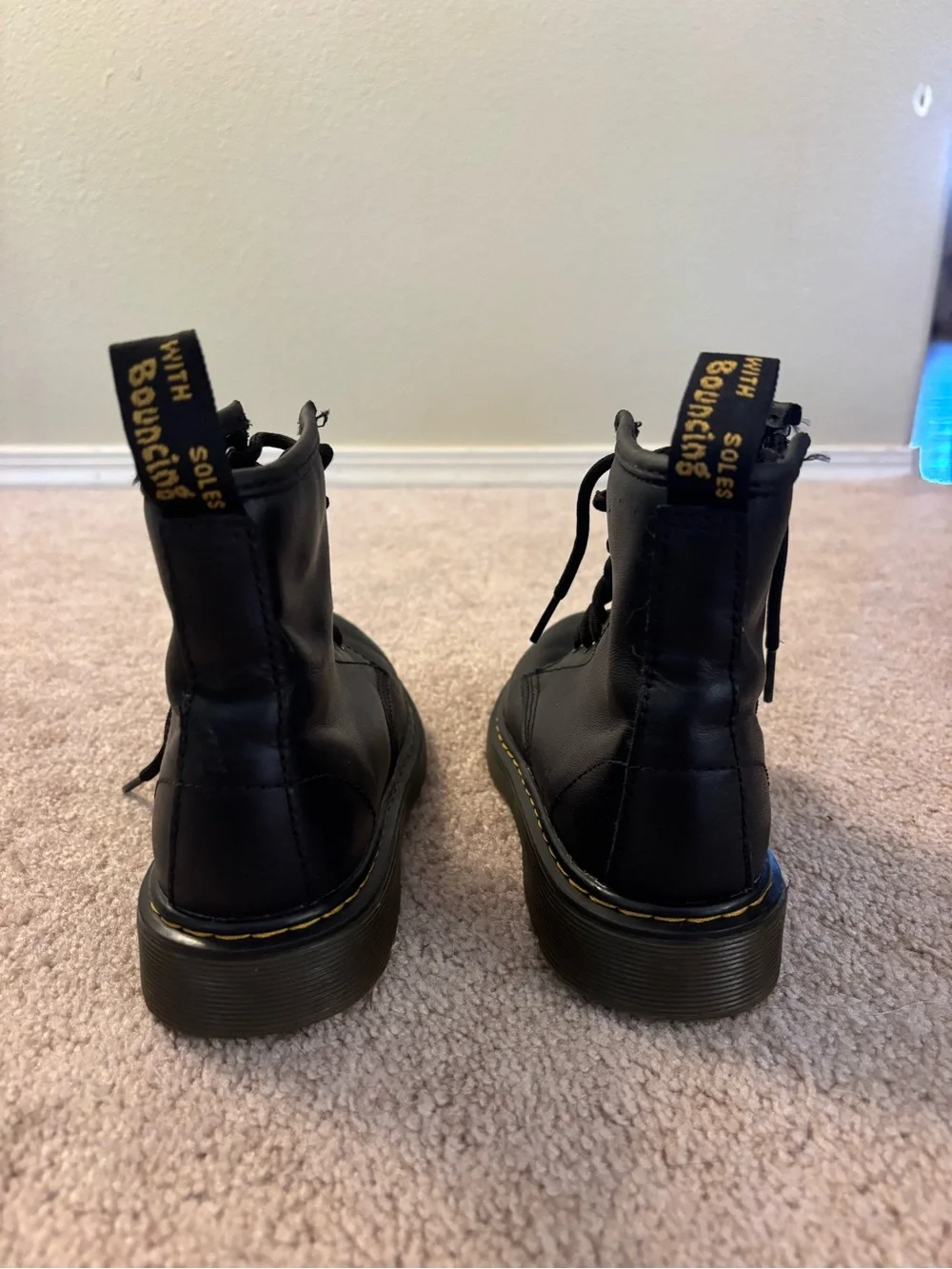 Dr. Martens Junior 1460 Softy T leather lace-up combat boots bin black